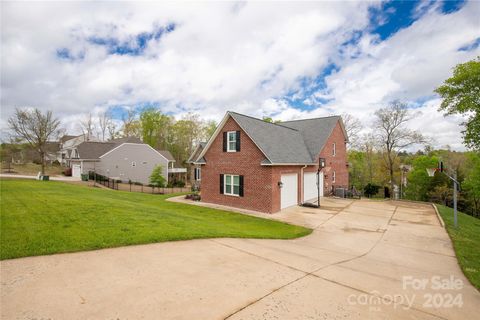 A home in Clover