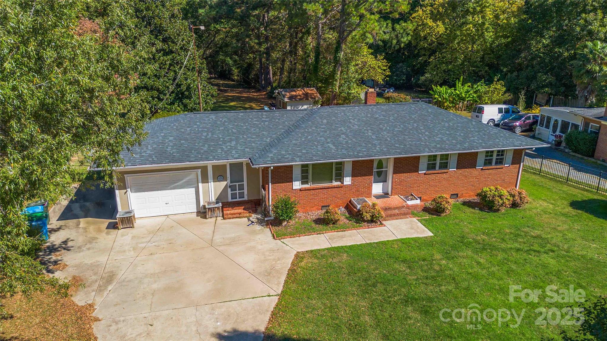 2033 Kimway Drive
