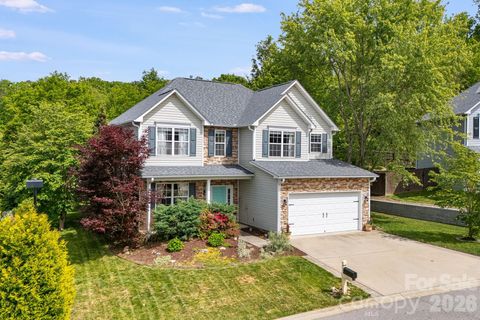 Photo of 20 Stone River Drive, Asheville, NC 28804 (MLS # 4380829)