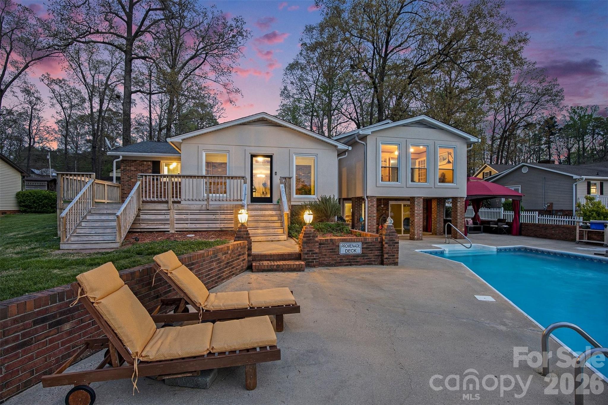 High Rock Lake - Residential