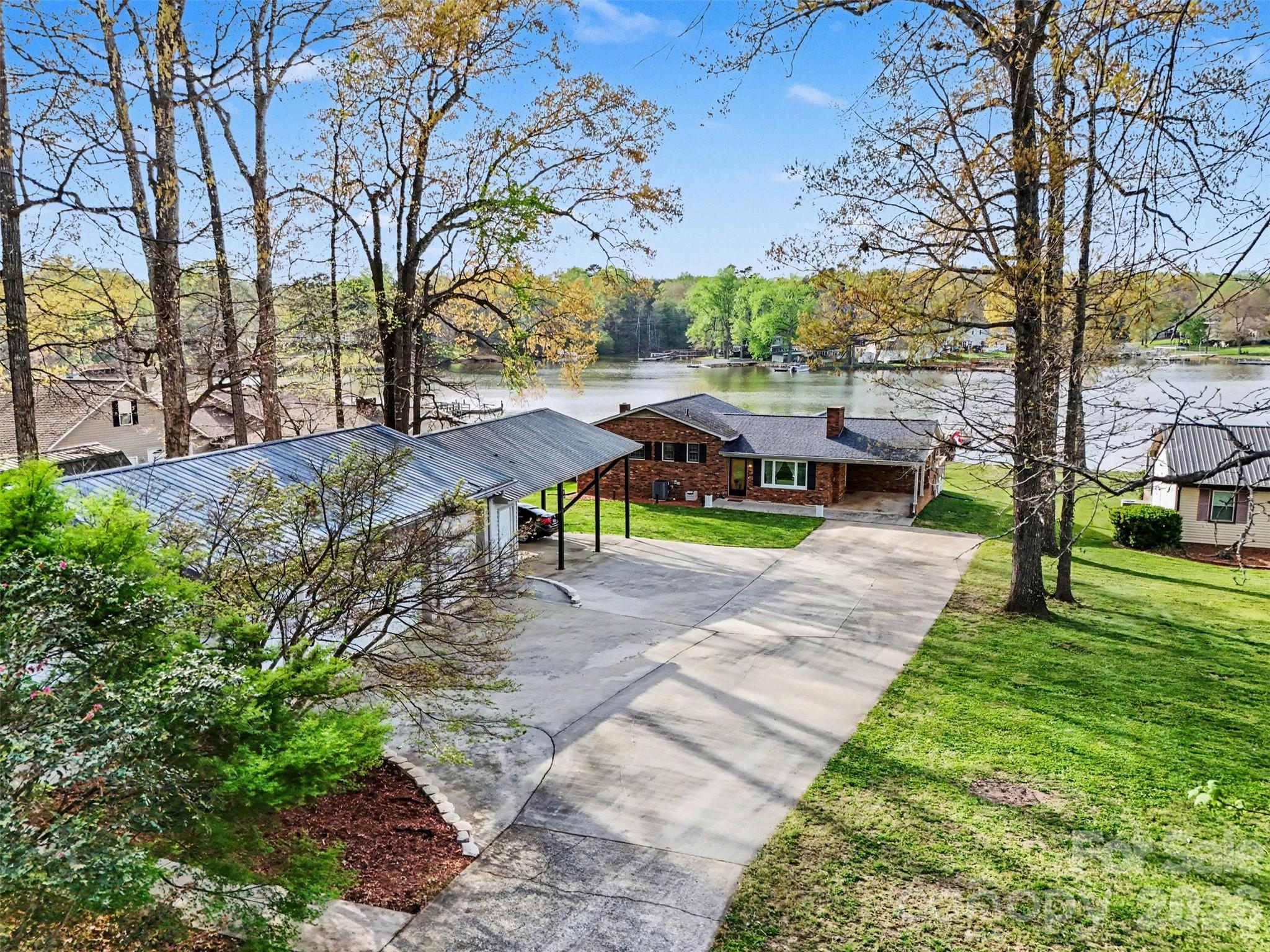 High Rock Lake - Residential