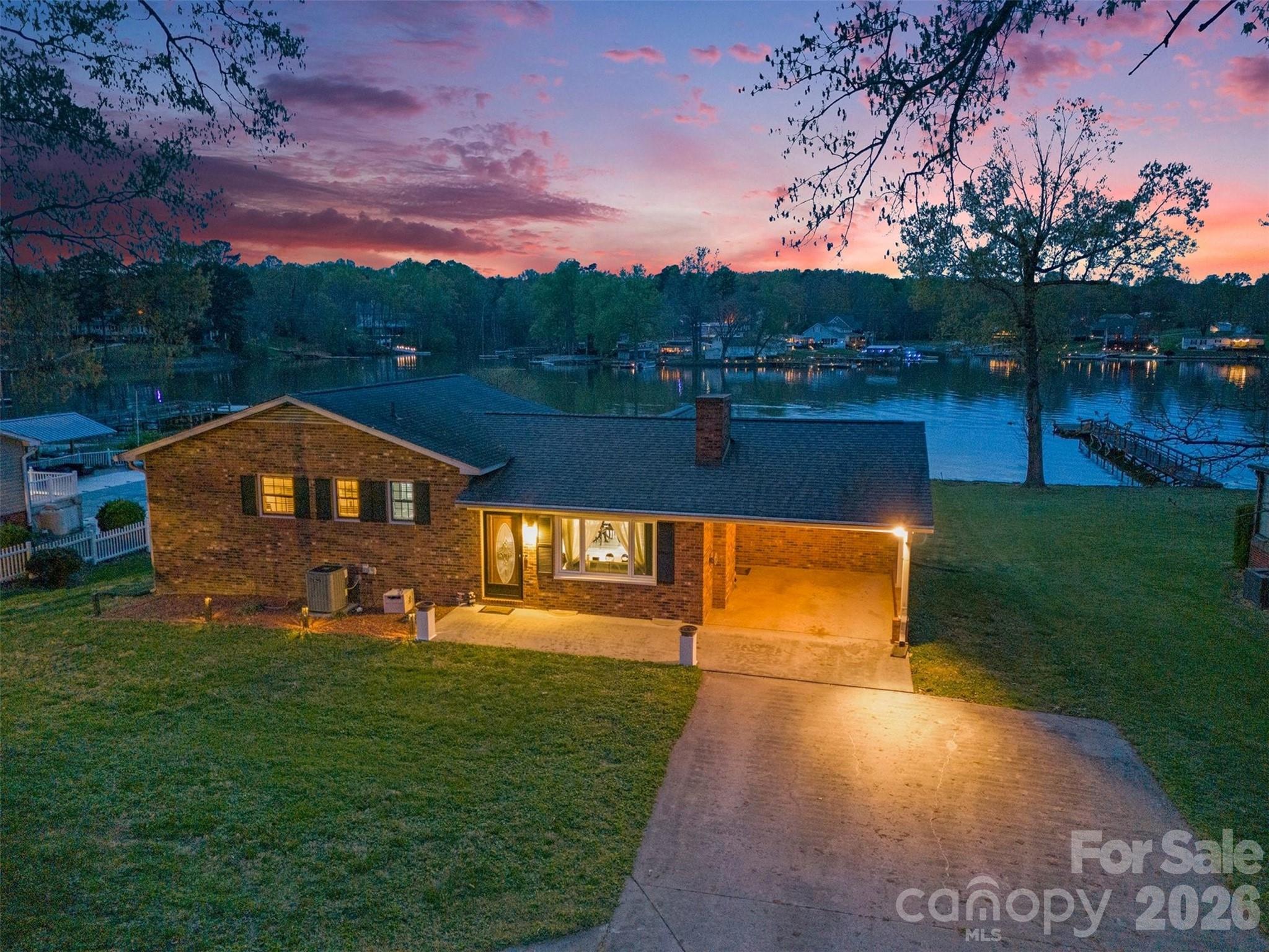 High Rock Lake - Residential