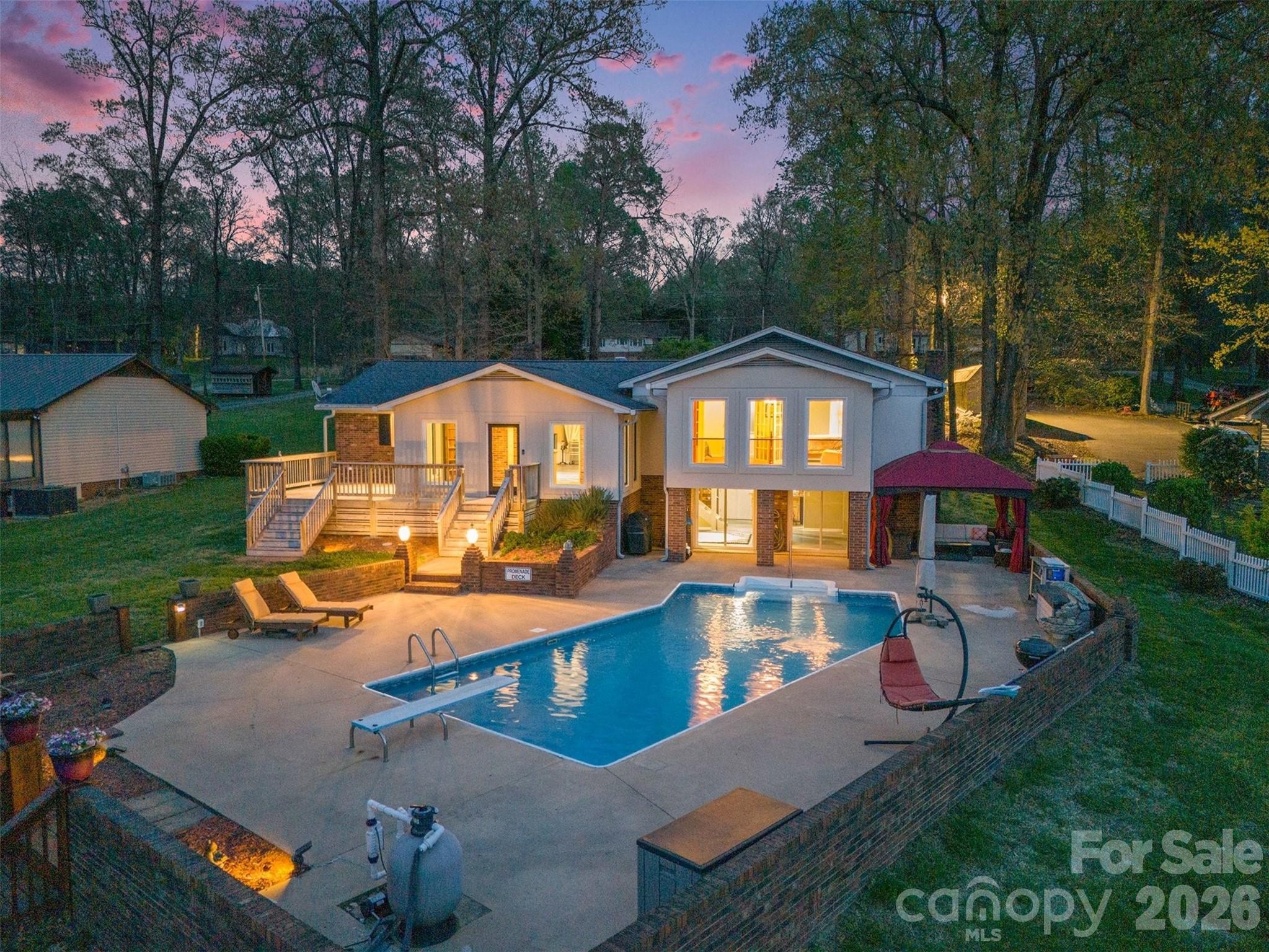 1017 Holloway Church Road