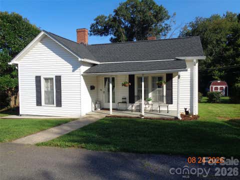 Photo of 107 Bickett Street, Morganton, NC 28655 (MLS # 4417888)