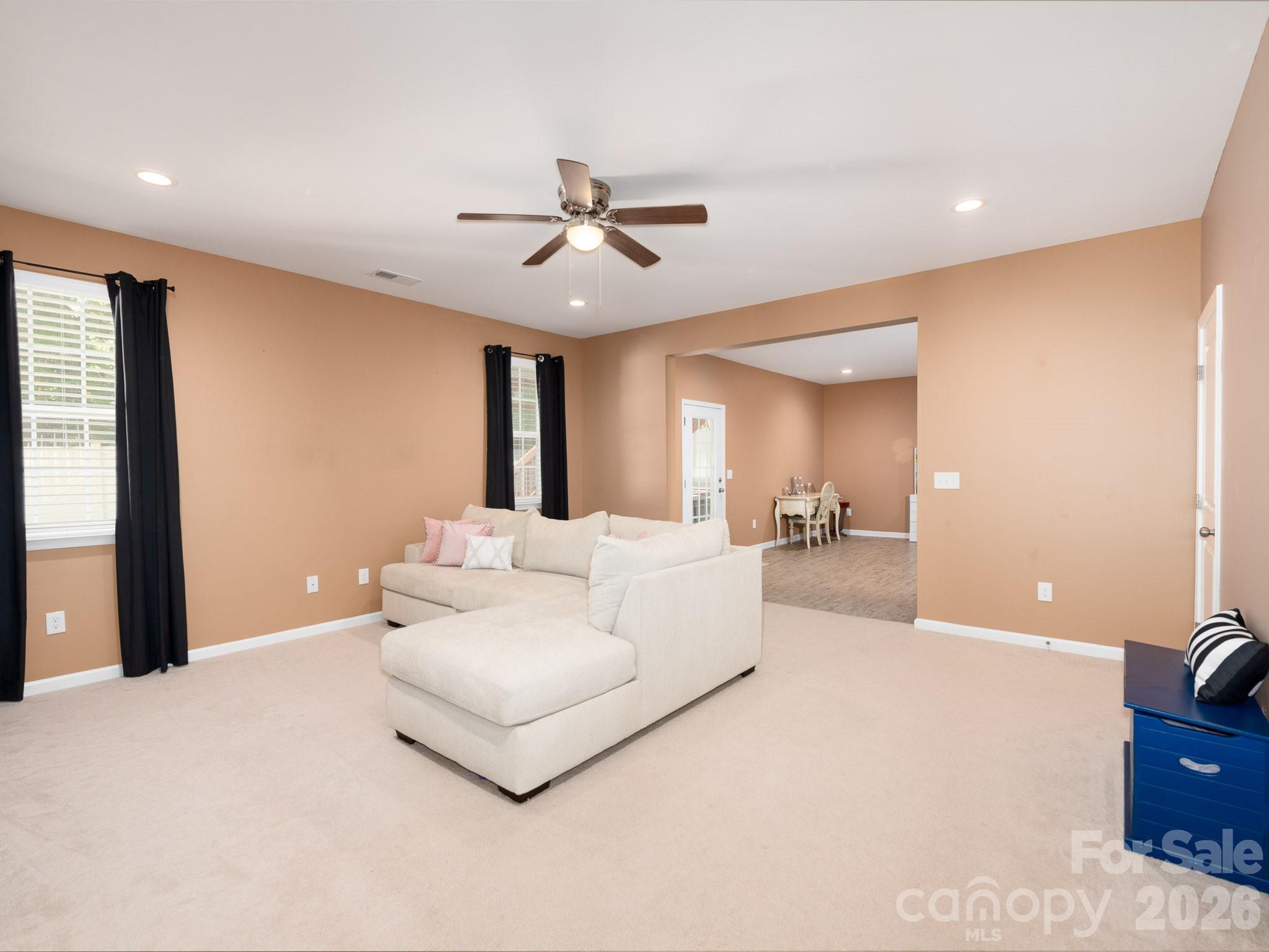 Gates At Waterside - Residential