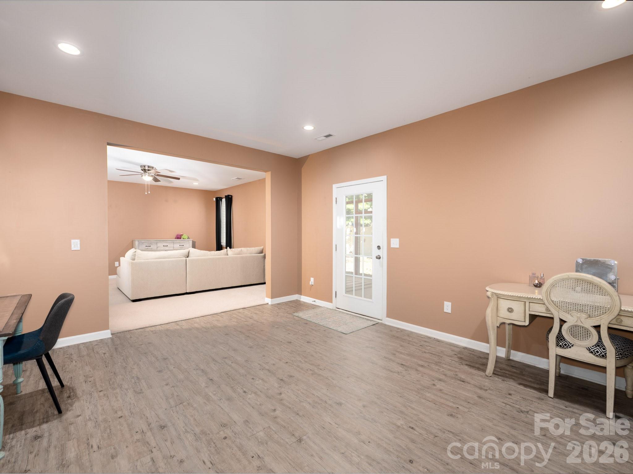 Gates At Waterside - Residential