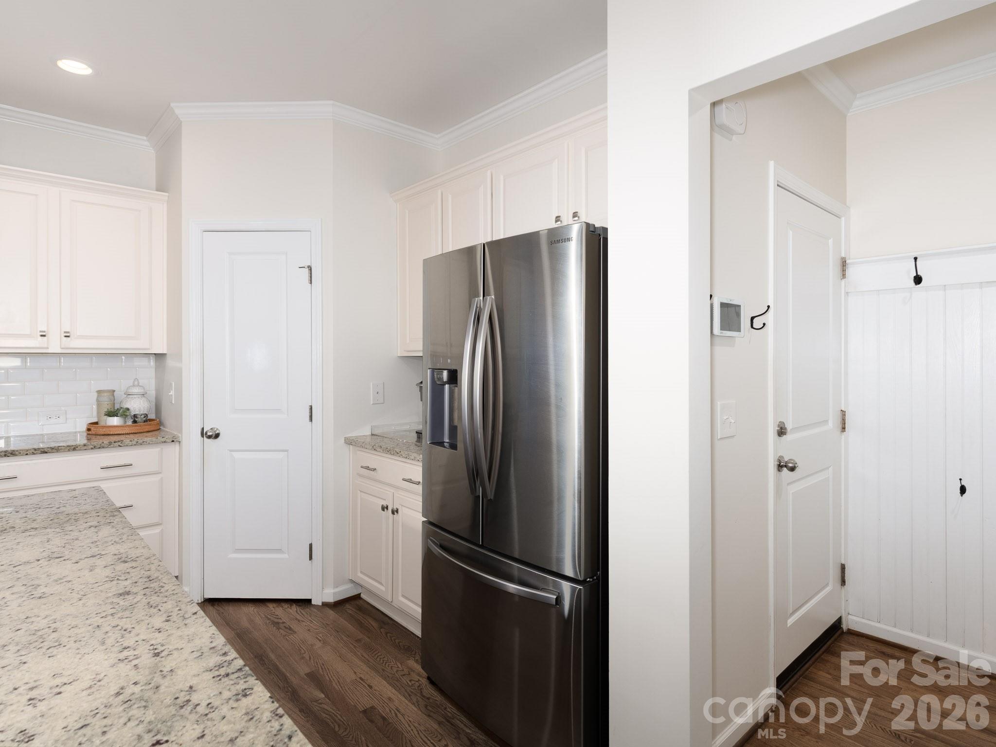 Gates At Waterside - Residential