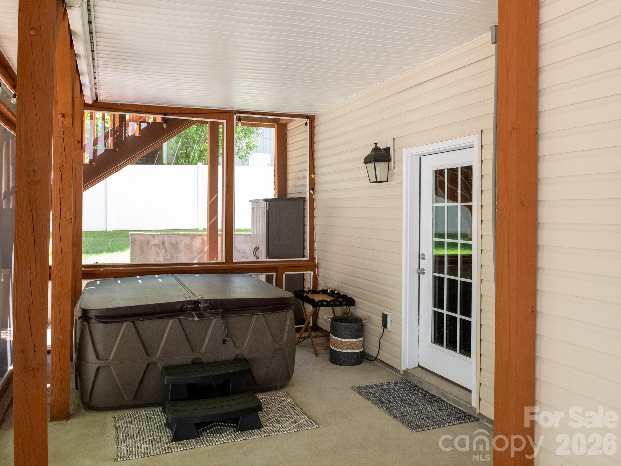 Gates At Waterside - Residential