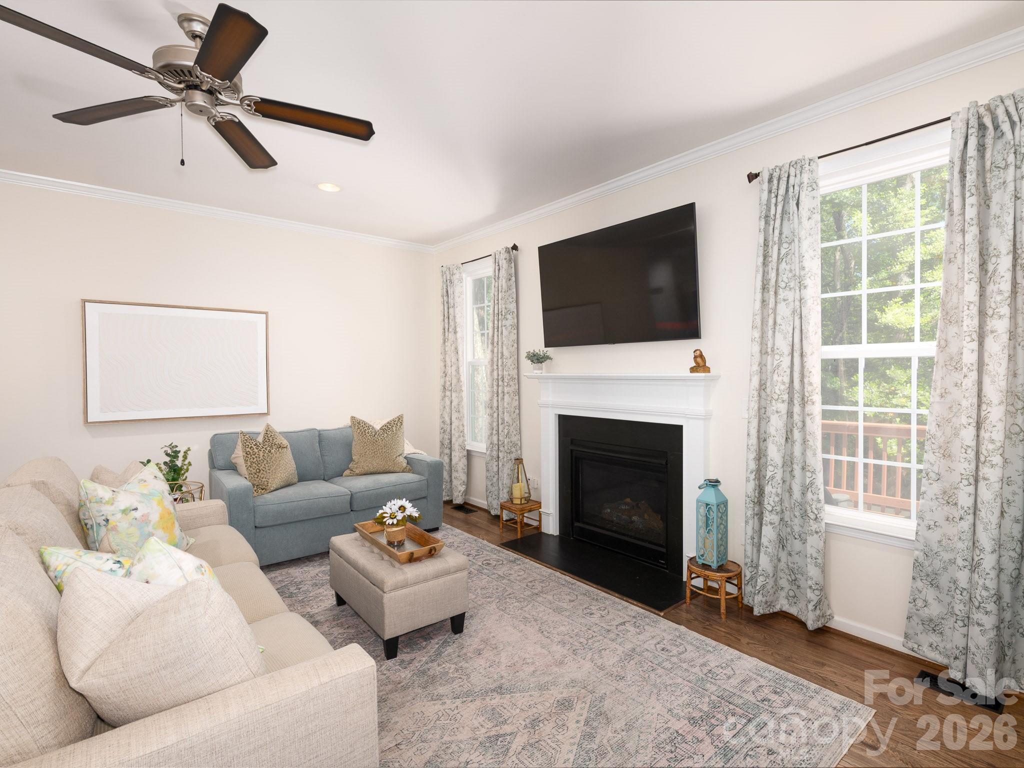 Gates At Waterside - Residential