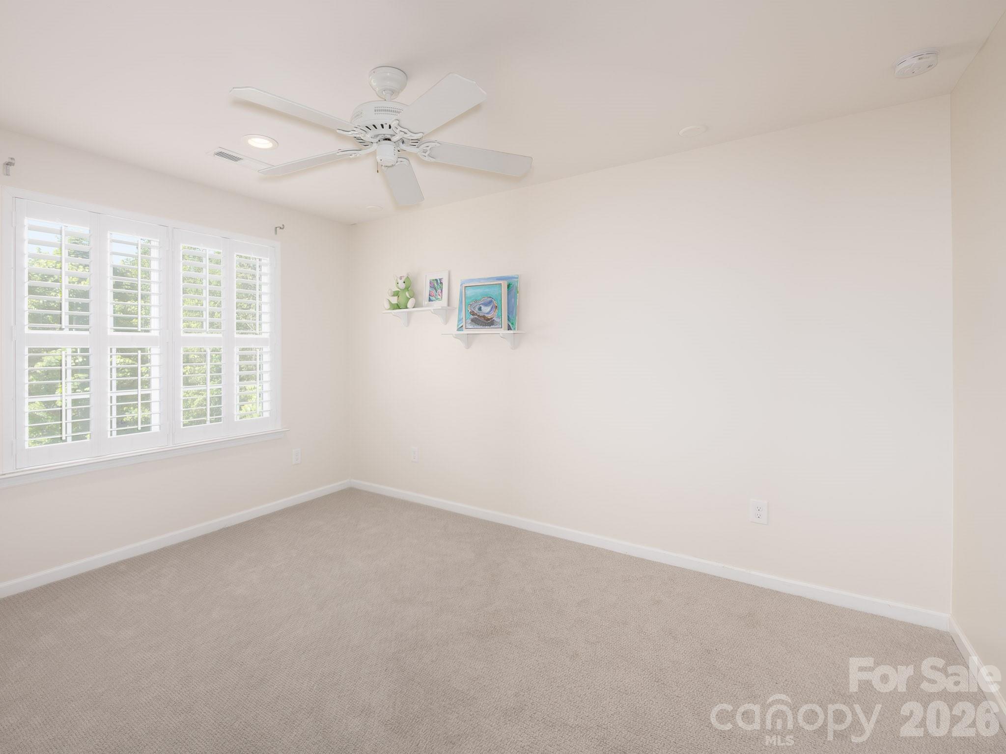 Gates At Waterside - Residential