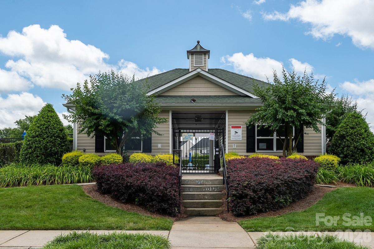 Gates At Waterside - Residential