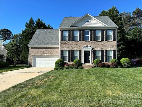 Photo of 7934 Harbor Ridge Court, Denver, NC 28037 (MLS # 4374308)