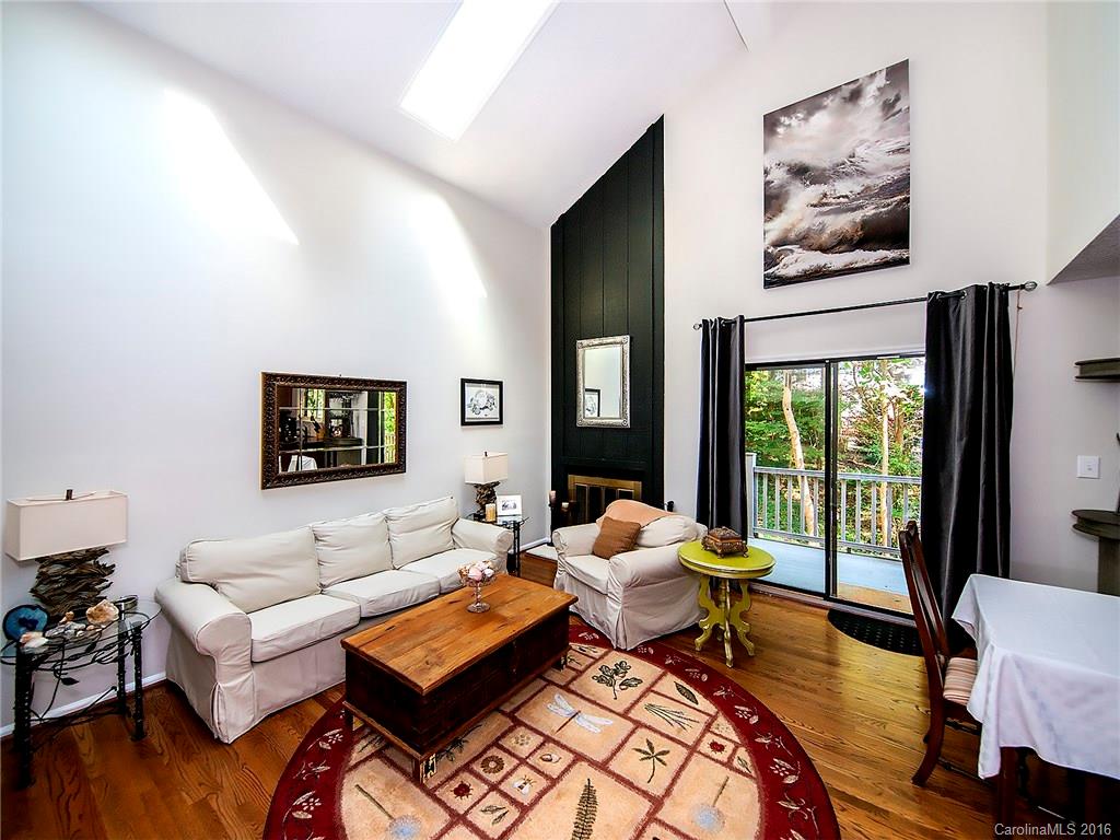 Tega Cay - Residential