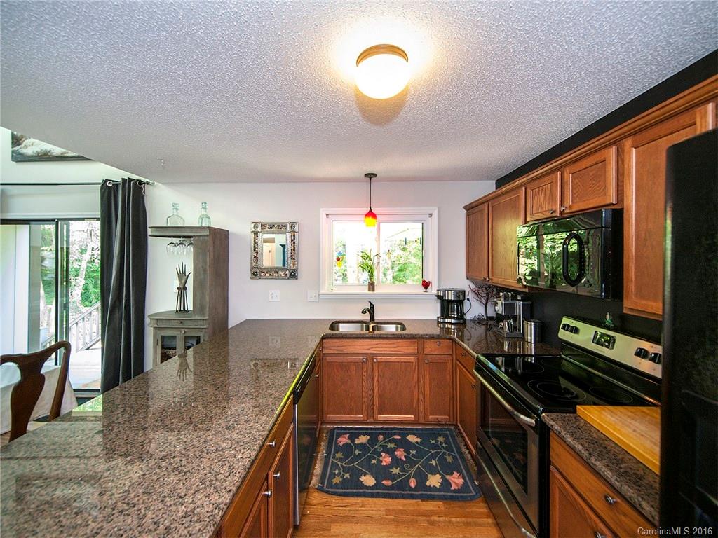 Tega Cay - Residential