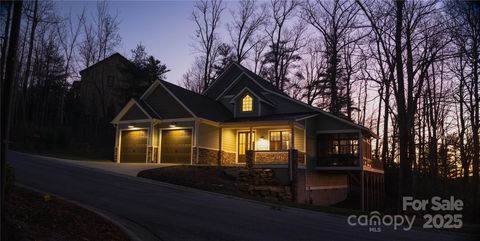 A home in Hendersonville