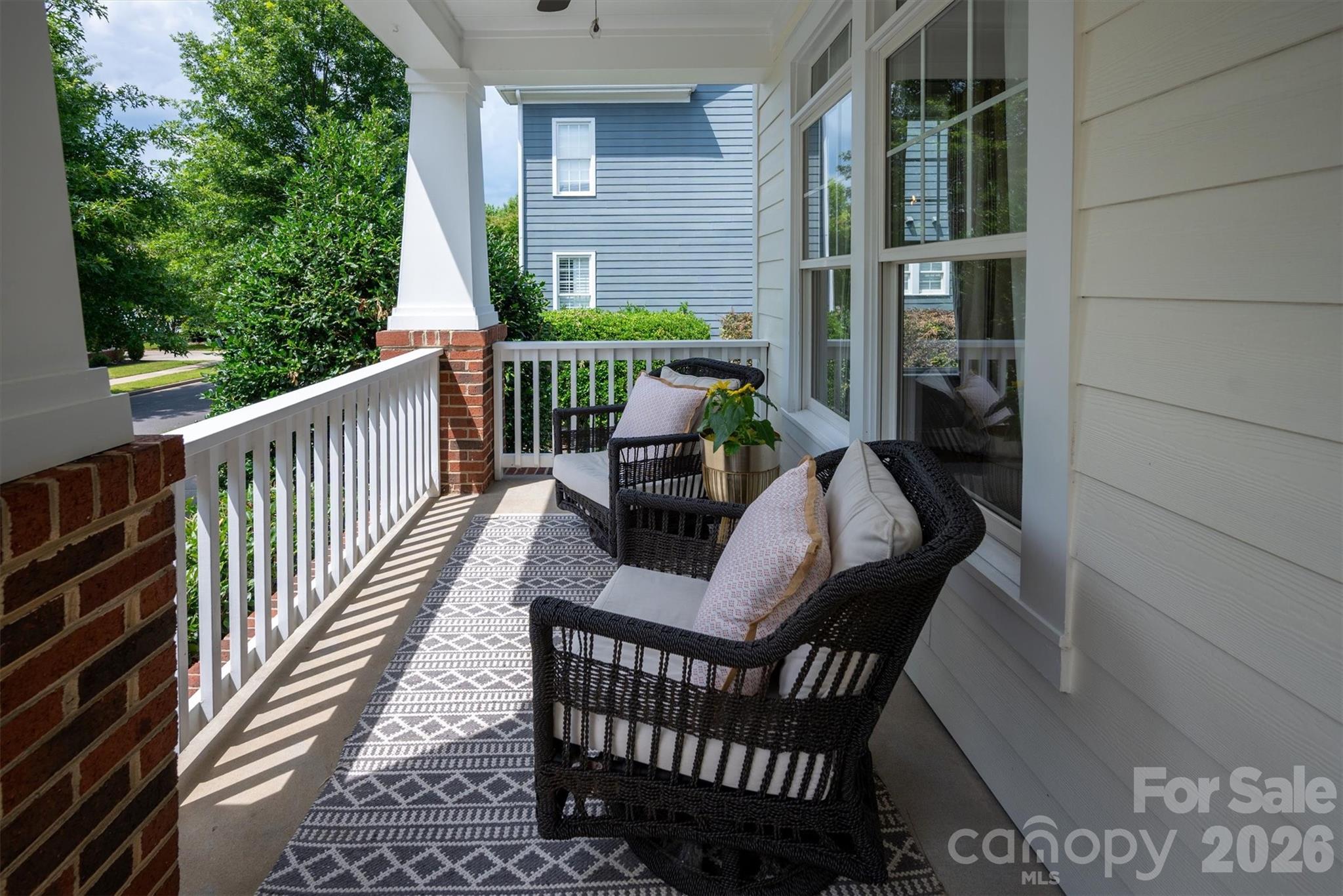 869 Stratford Run Drive