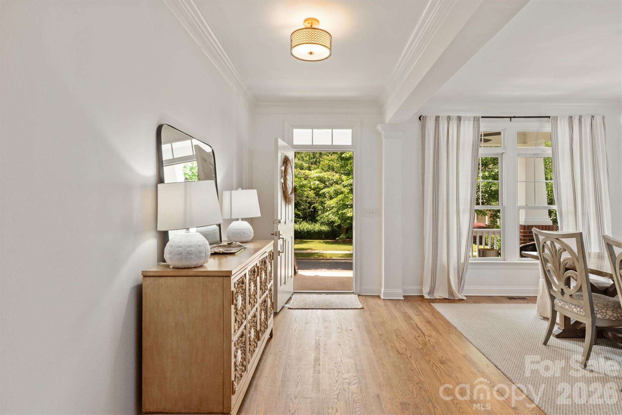 869 Stratford Run Drive