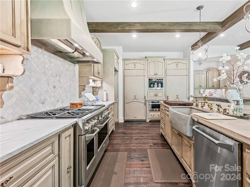 The Cliffs at Walnut Cove - Residential