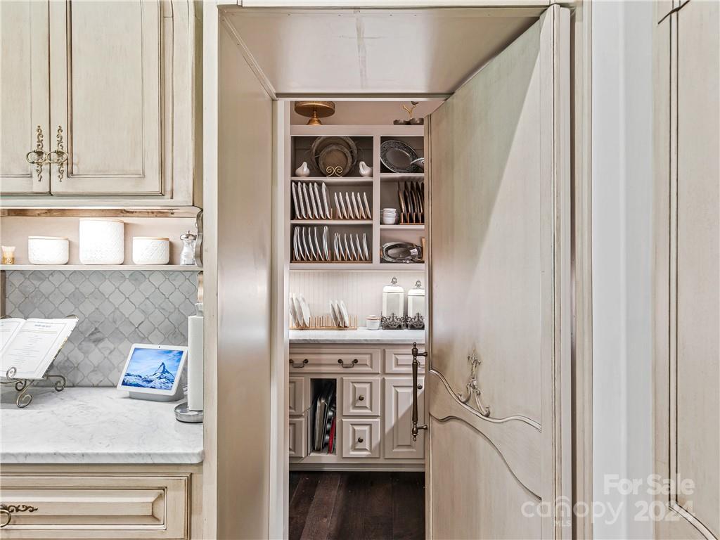 The Cliffs at Walnut Cove - Residential