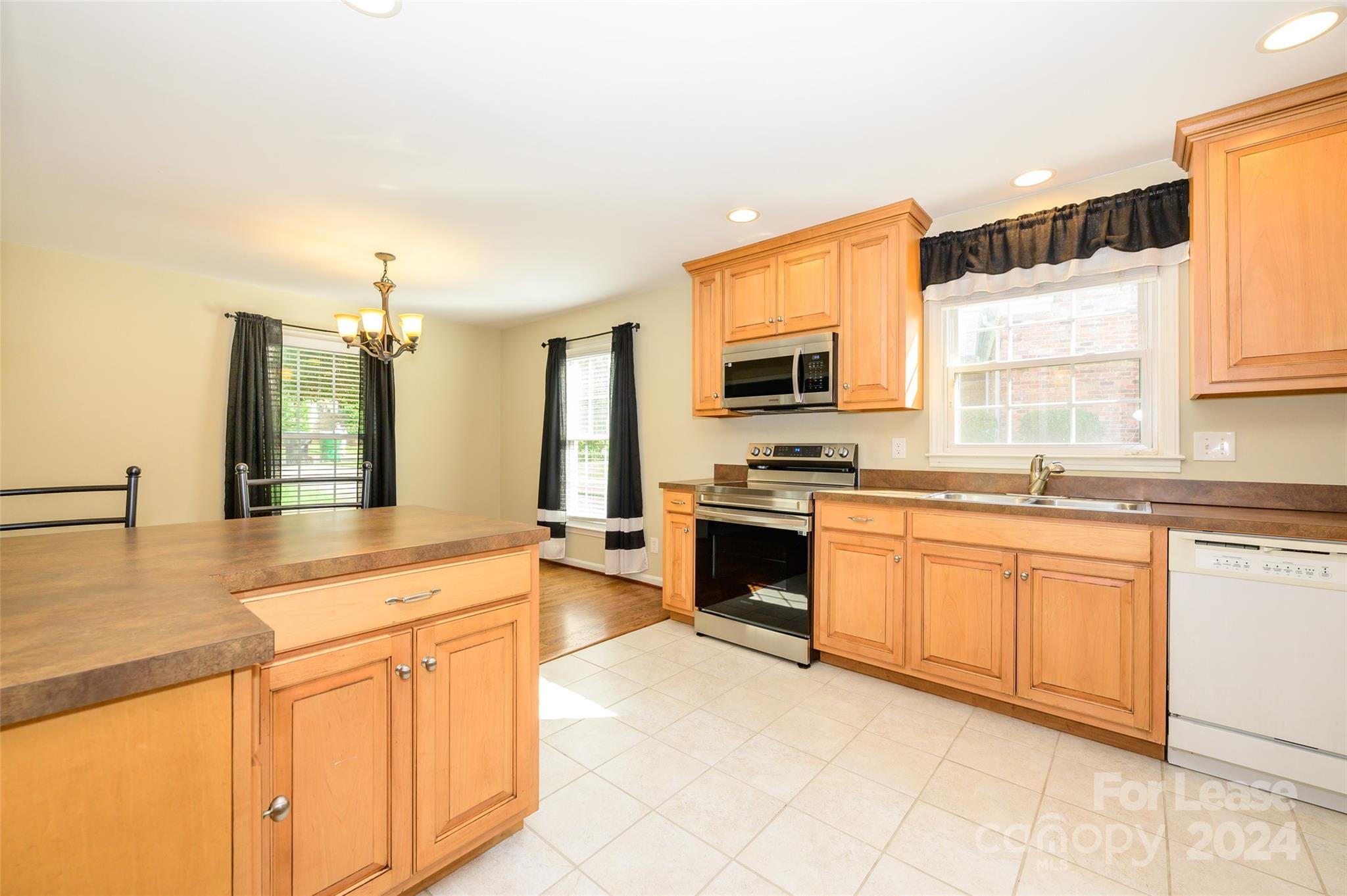 Ashbrook - Residential Lease