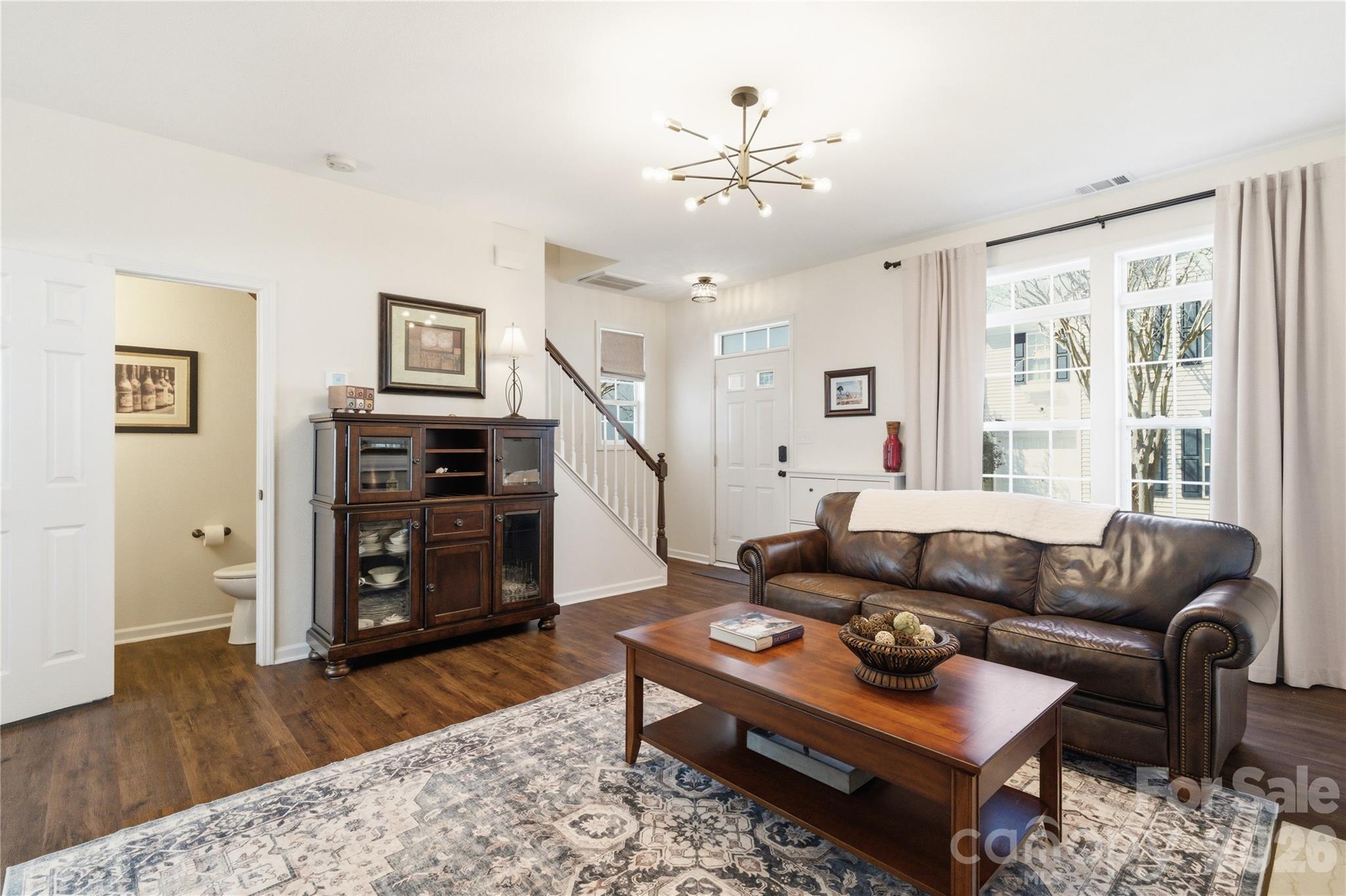 7712 Grapetree Court