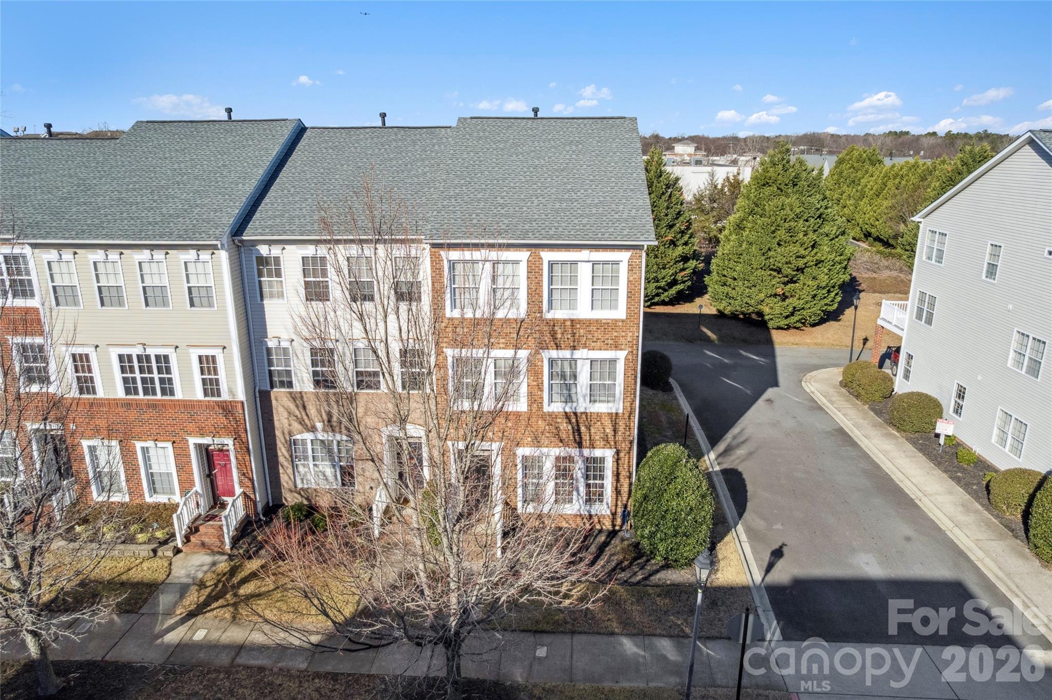 9552 Kings Parade Boulevard