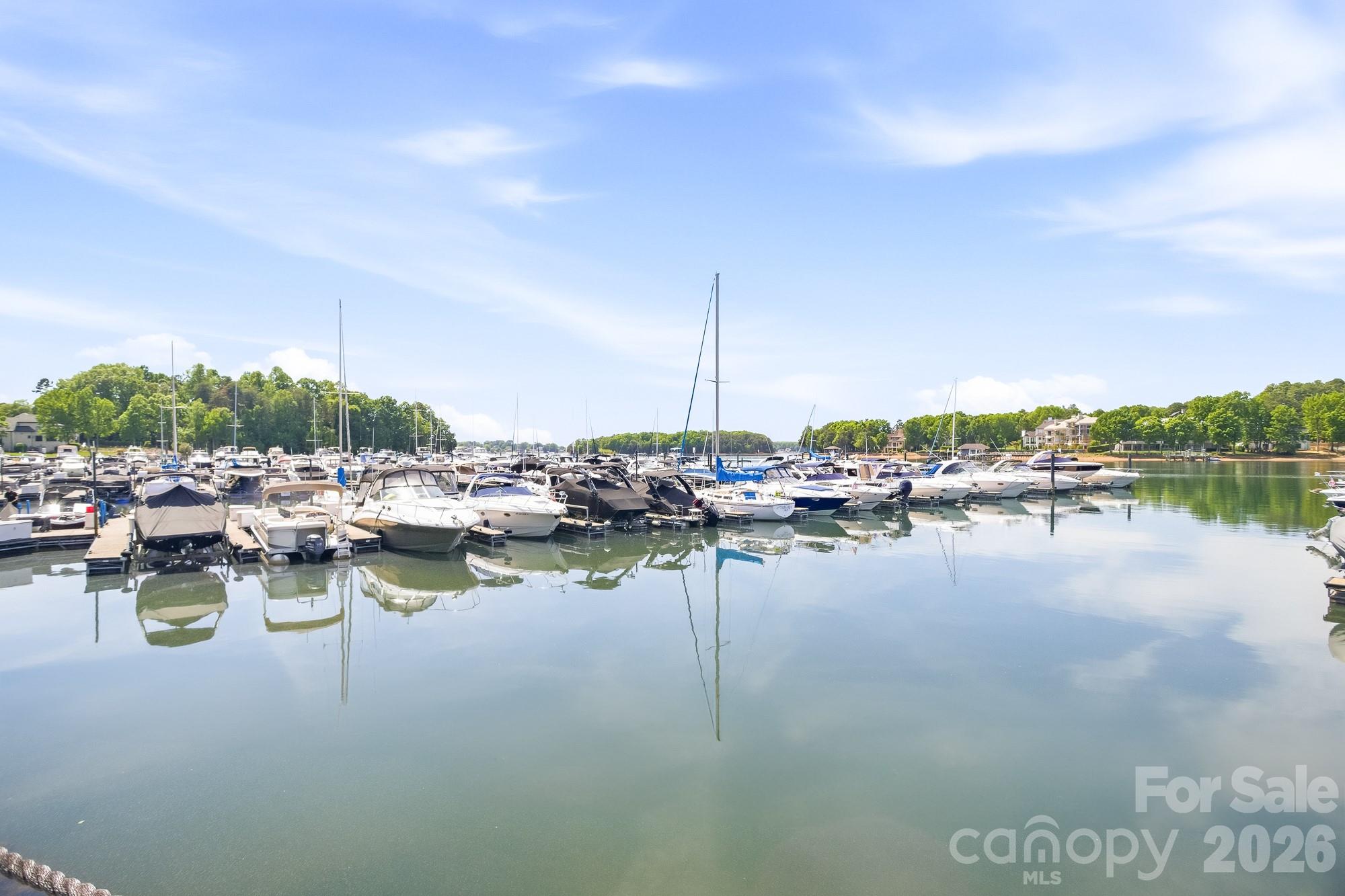 The Peninsula - Residential