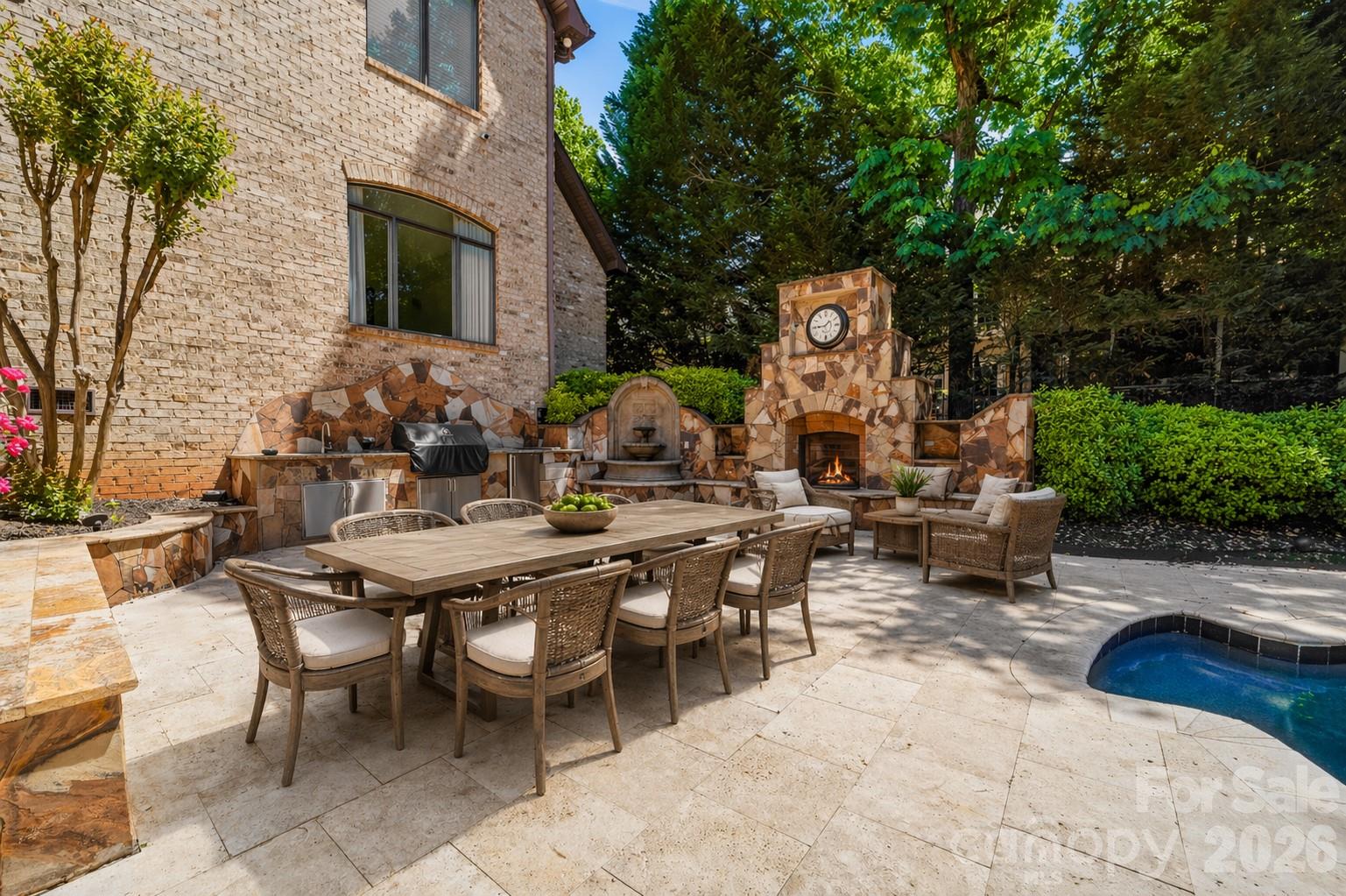 18805 Windy Point Drive