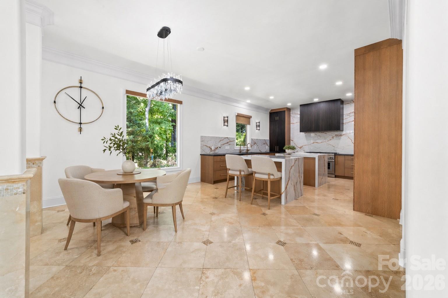 The Peninsula - Residential