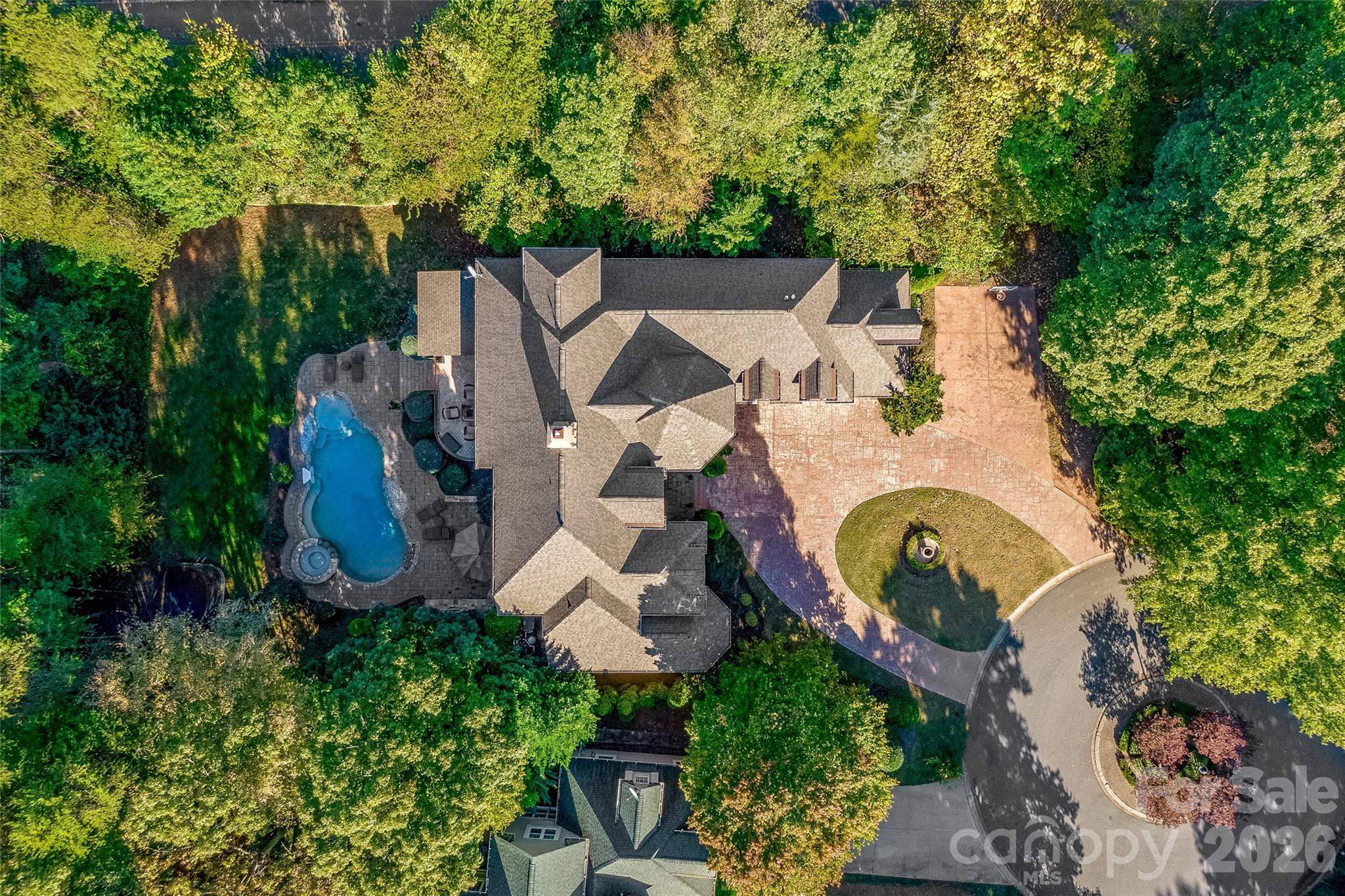 The Peninsula - Residential