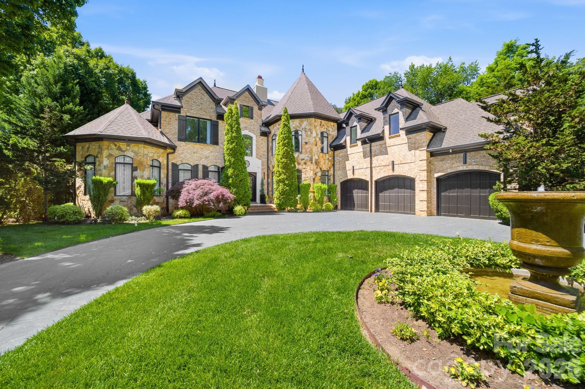 18805 Windy Point Drive