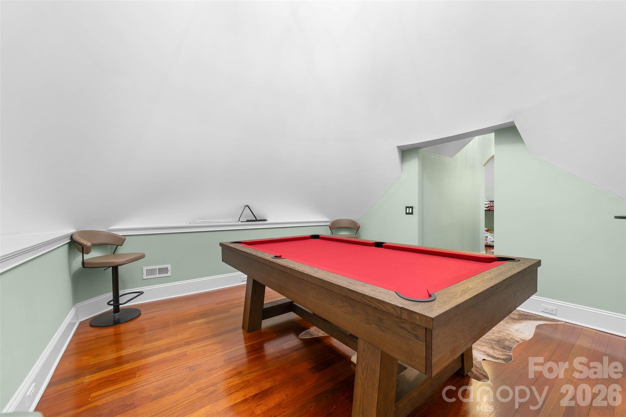 The Peninsula - Residential