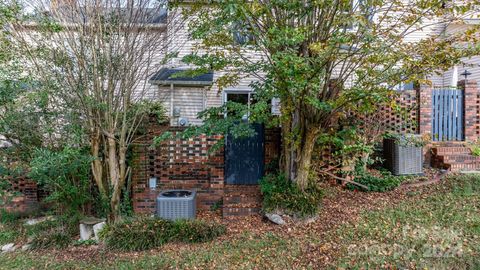 A home in Hickory