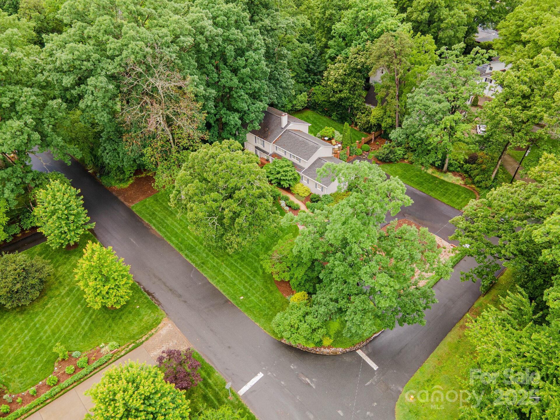 2000 Ferncliff Road