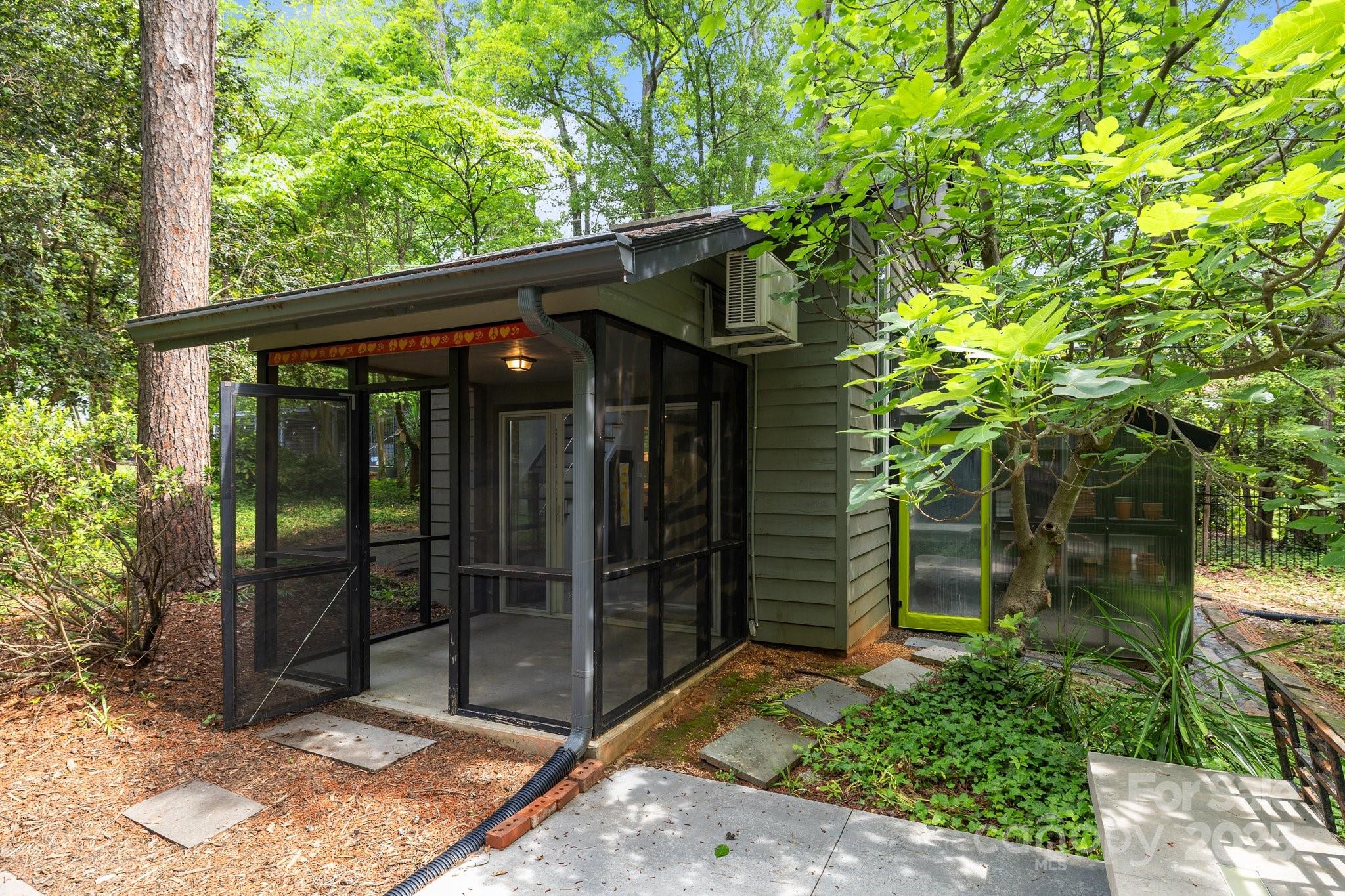 Town And Country Estates - Residential