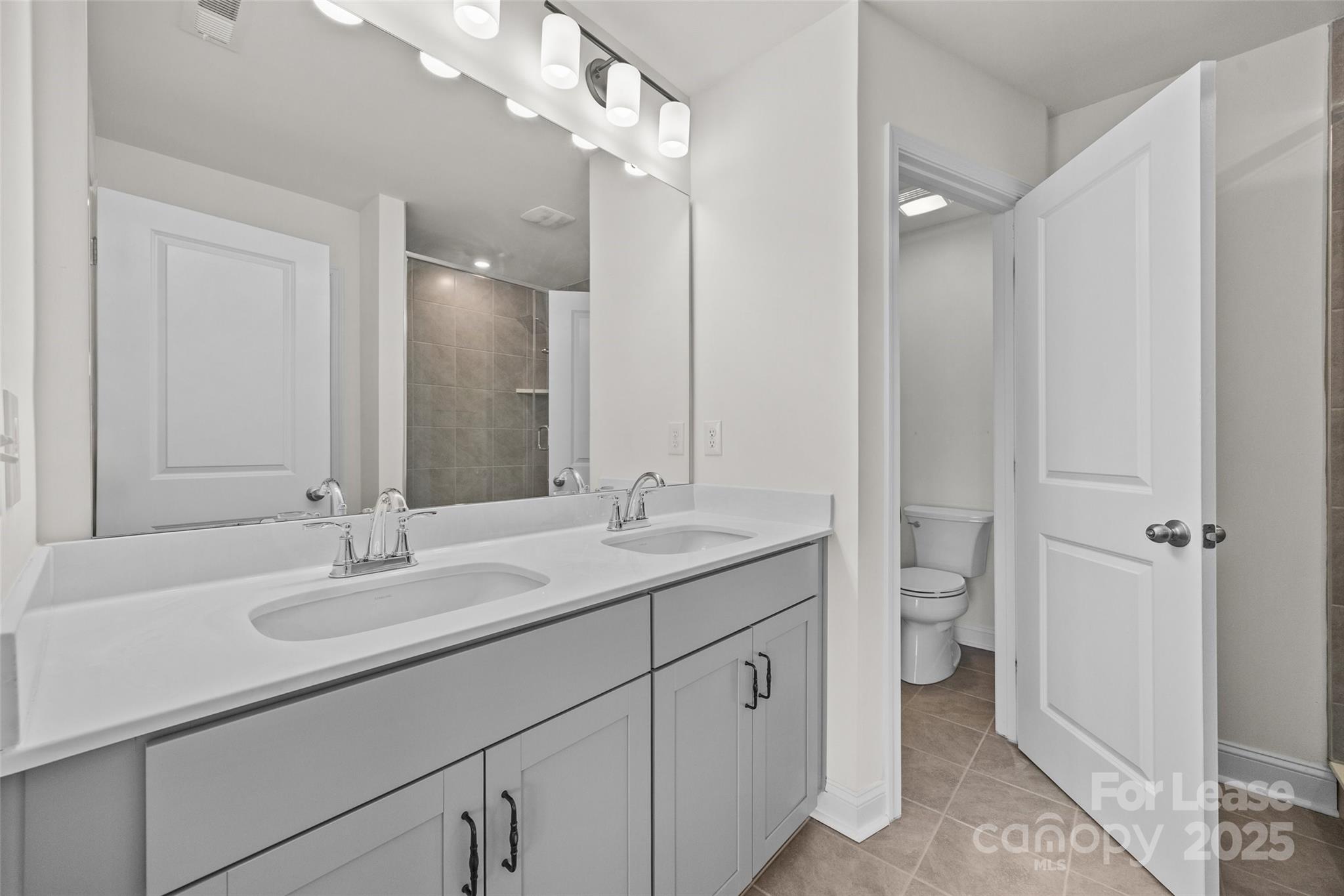 Paddlers Cove - Residential Lease