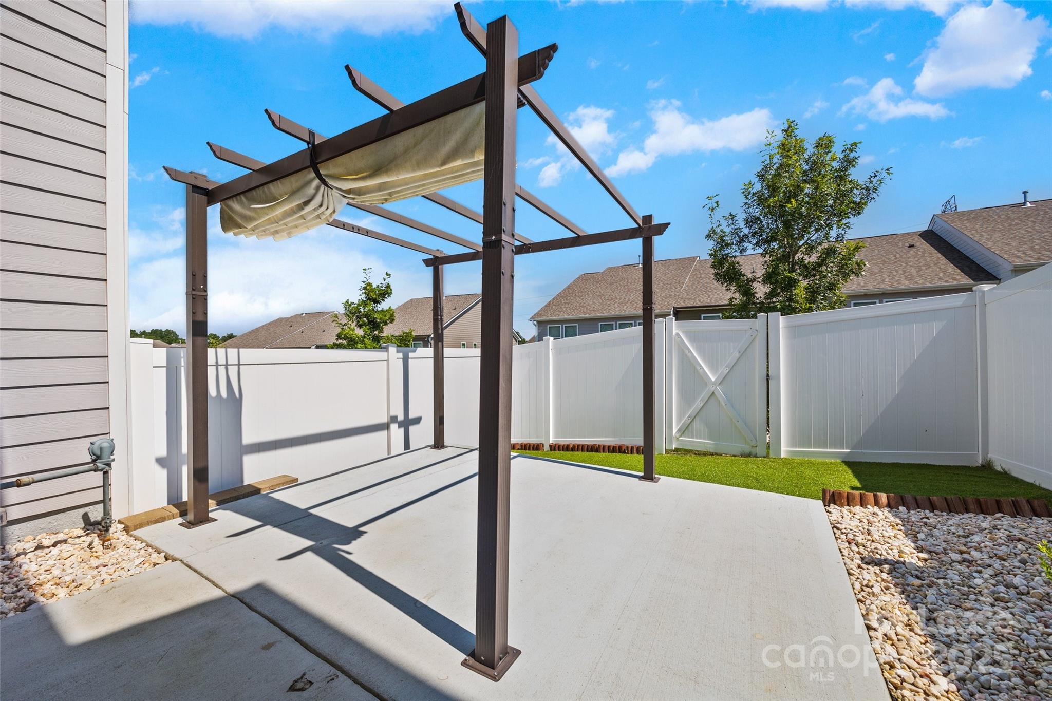 Paddlers Cove - Residential Lease