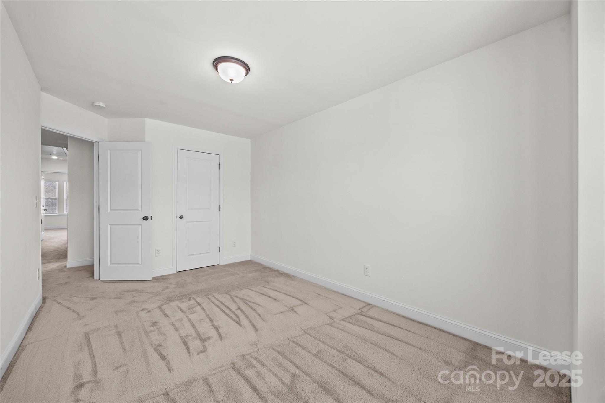 Paddlers Cove - Residential Lease