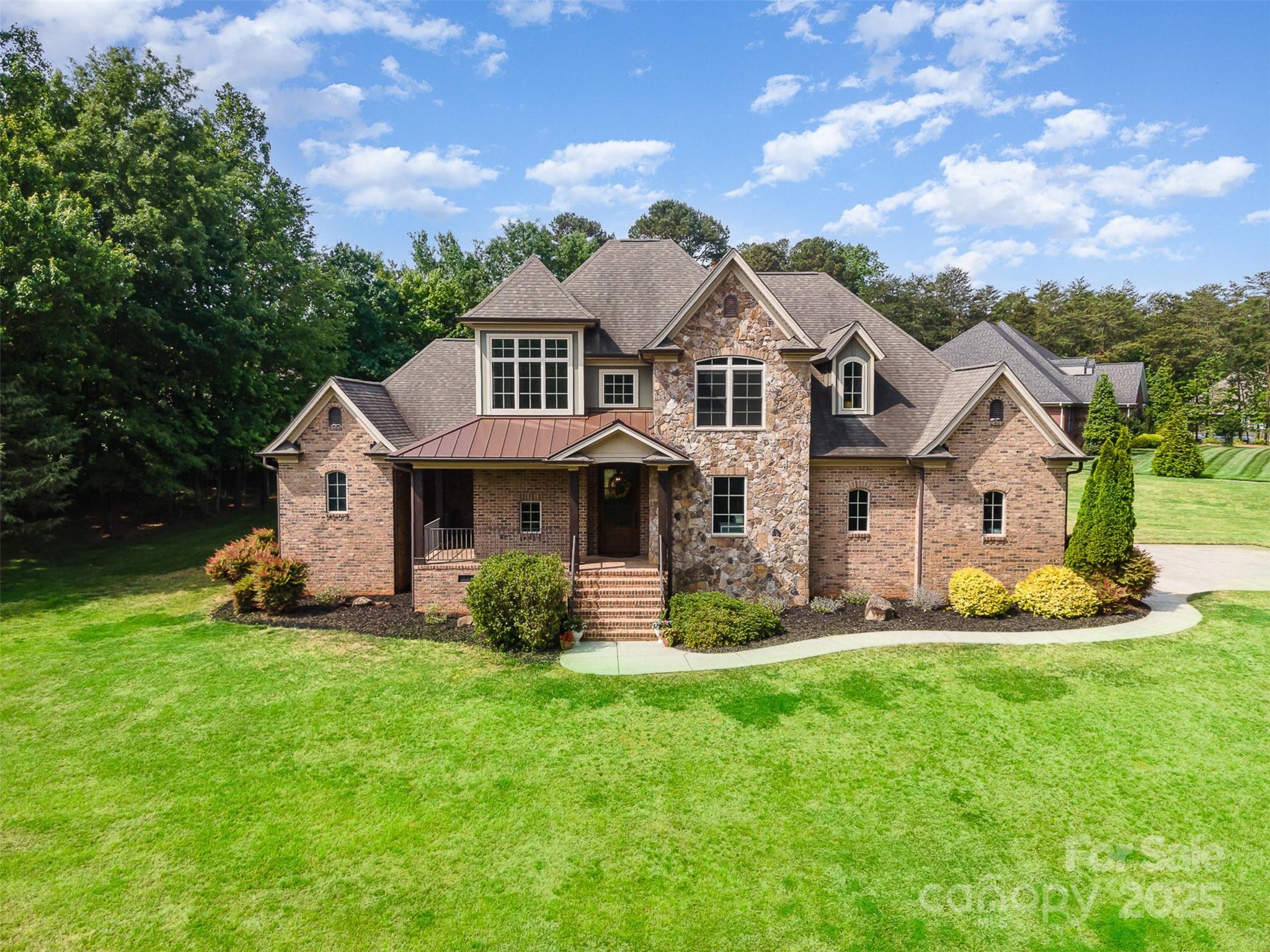 1010 Nutall Oak Lane