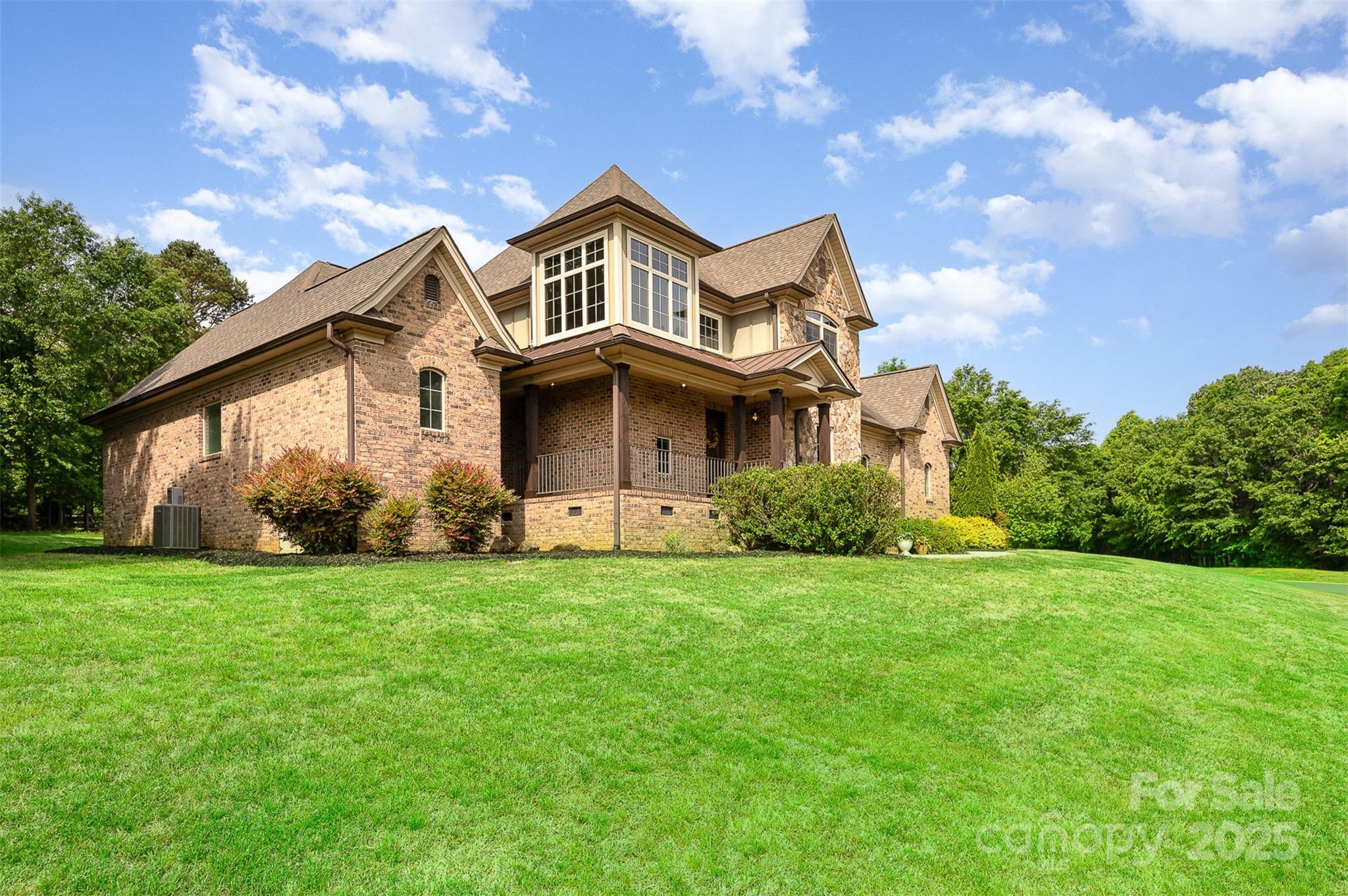 1010 Nutall Oak Lane