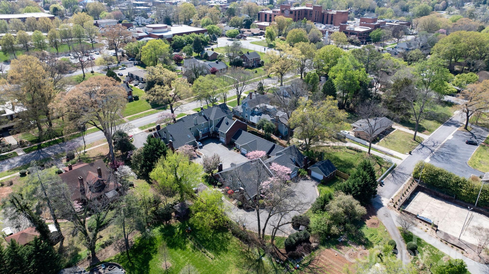 Heritage Manor - Residential