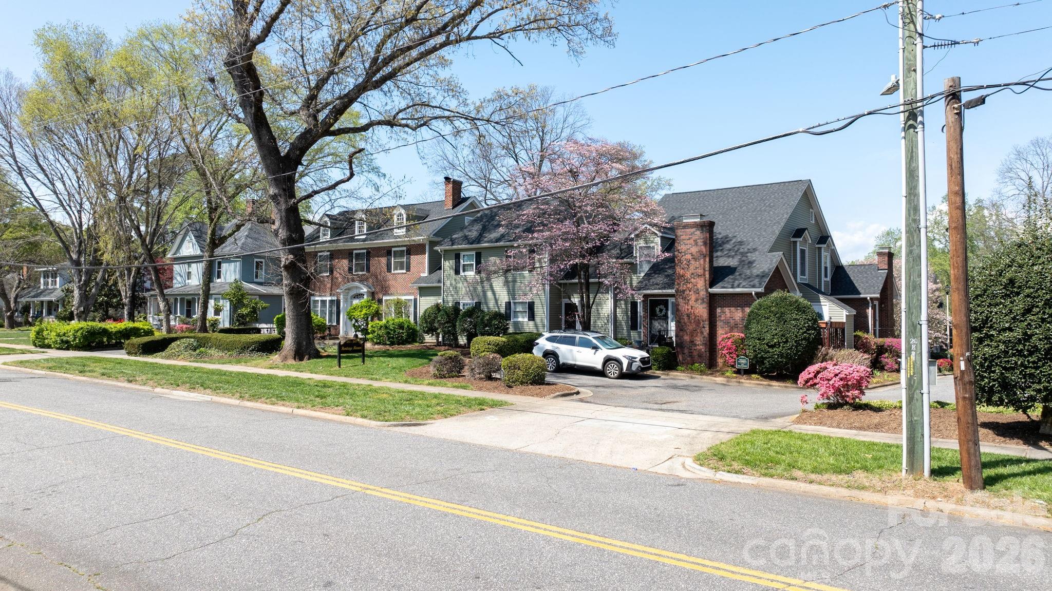 Heritage Manor - Residential