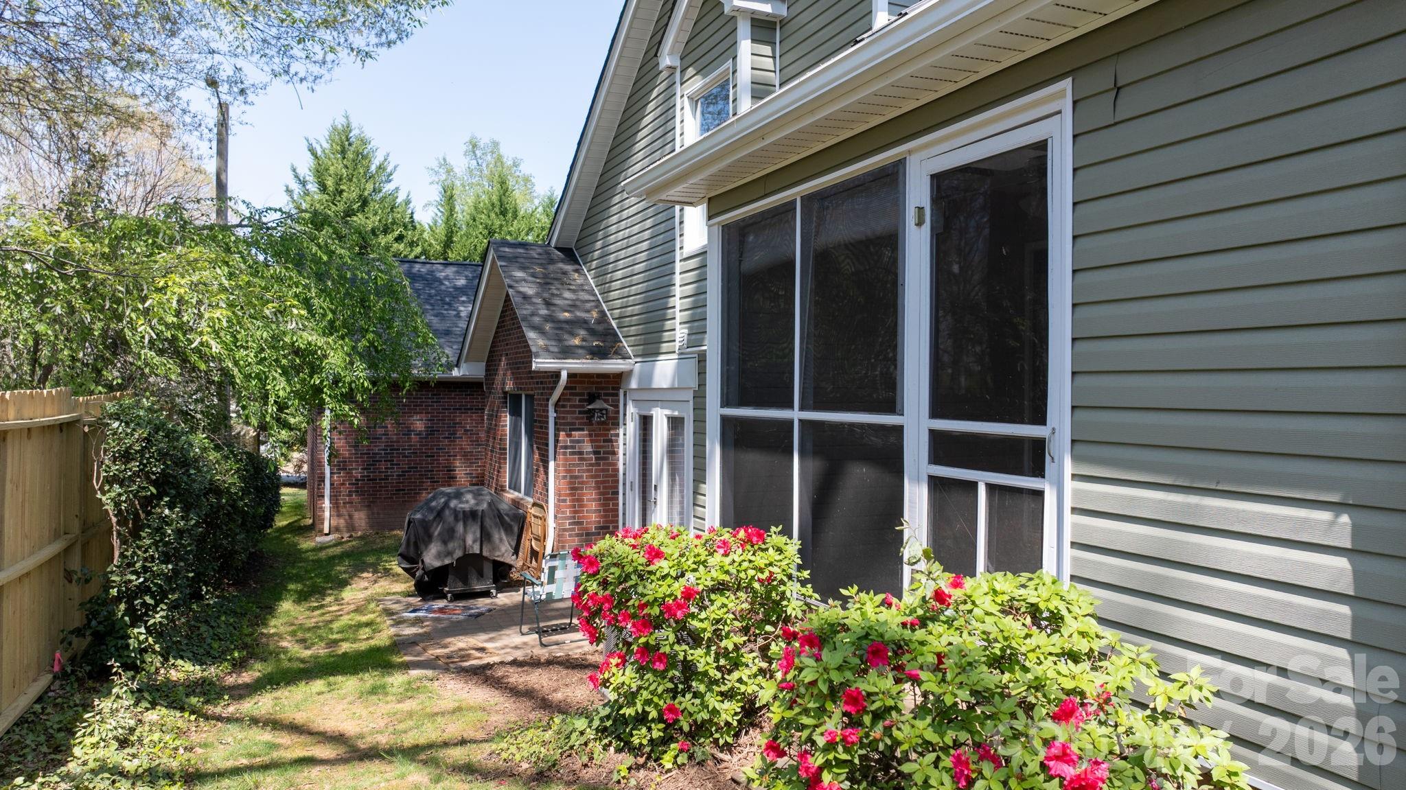 Heritage Manor - Residential