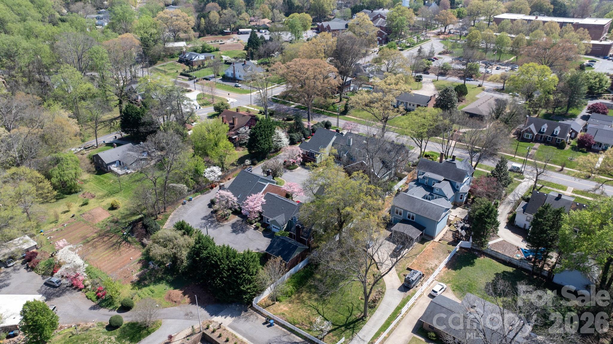 Heritage Manor - Residential