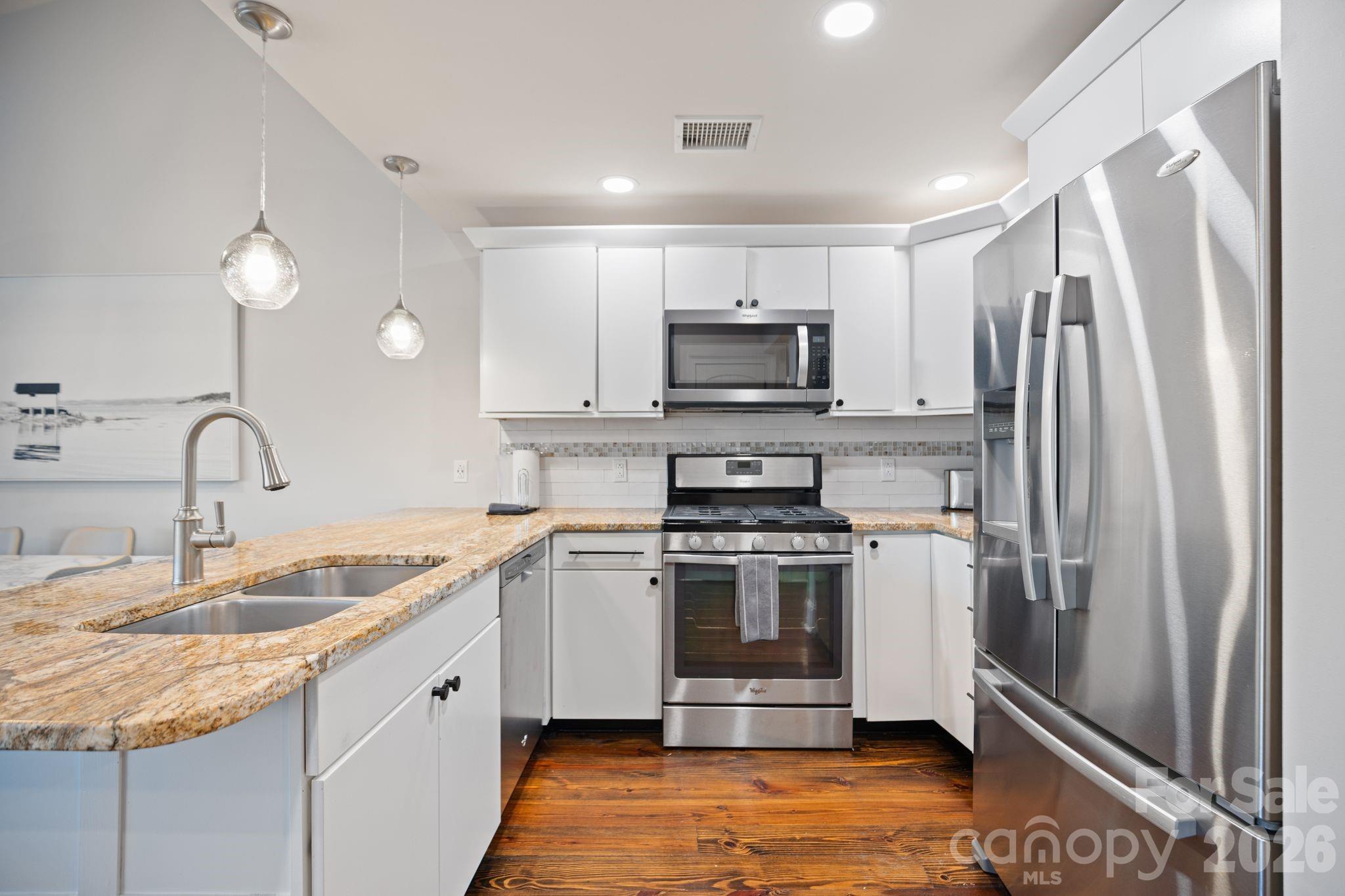 56 Patton Avenue 404