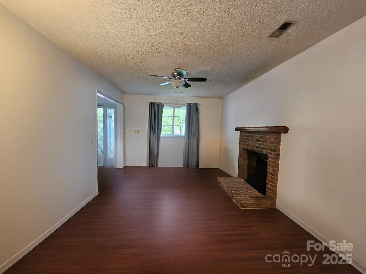 8904 Daventry Place