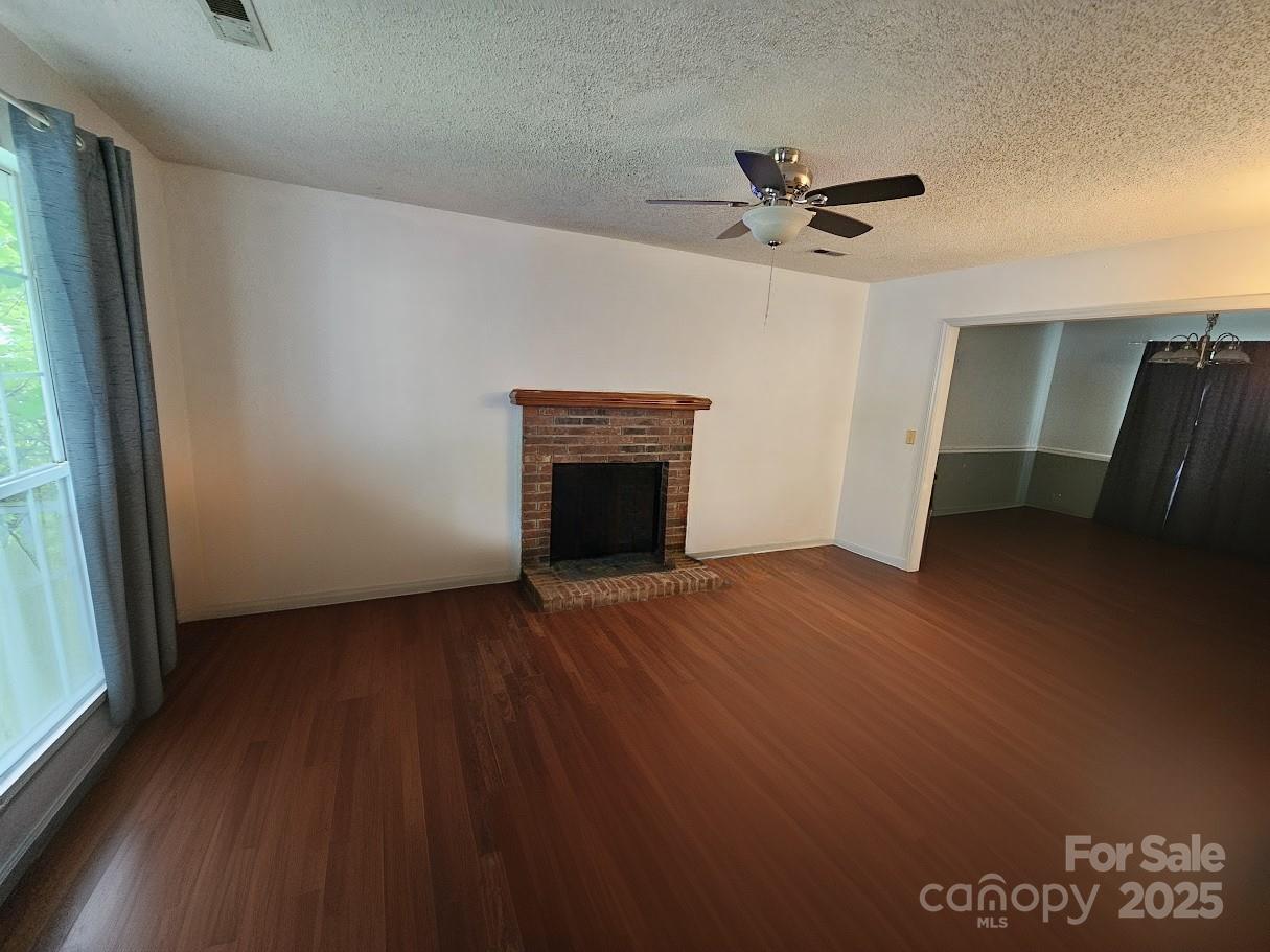 8904 Daventry Place