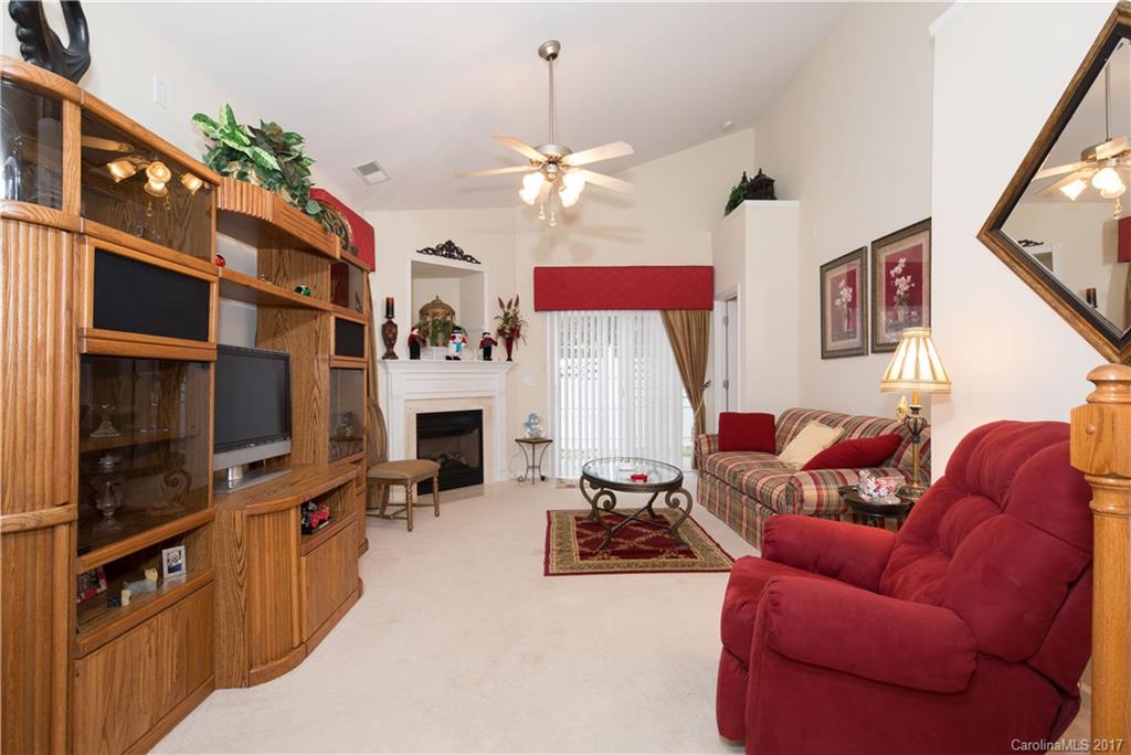 Ridge Pointe - Residential