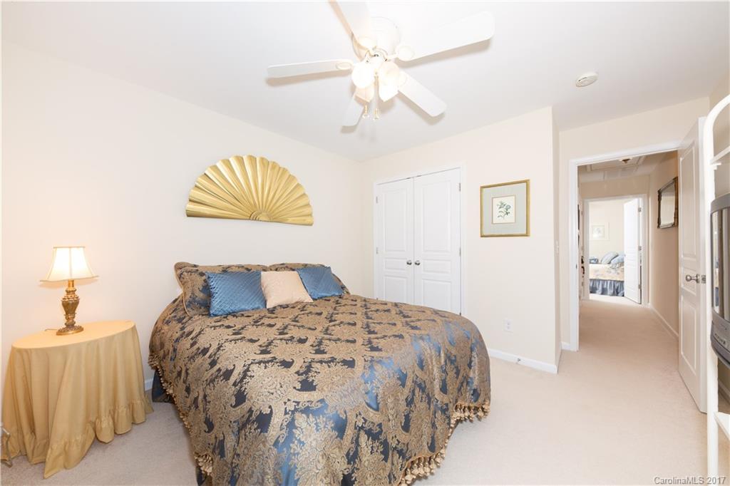 Ridge Pointe - Residential