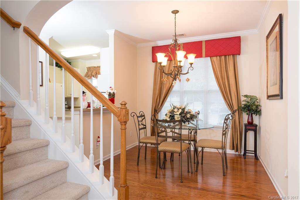 Ridge Pointe - Residential